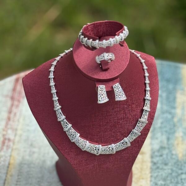 Parure Rodier 4 pièces & Zircon-2 – Image 3