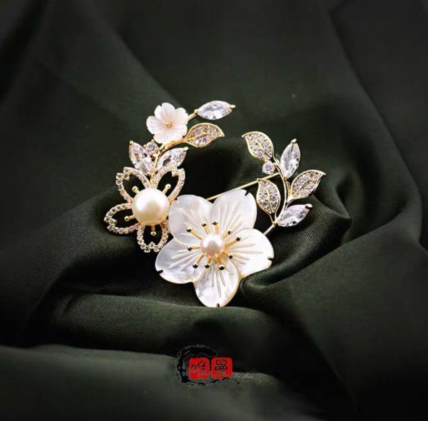 Broche Fantaisie Perl