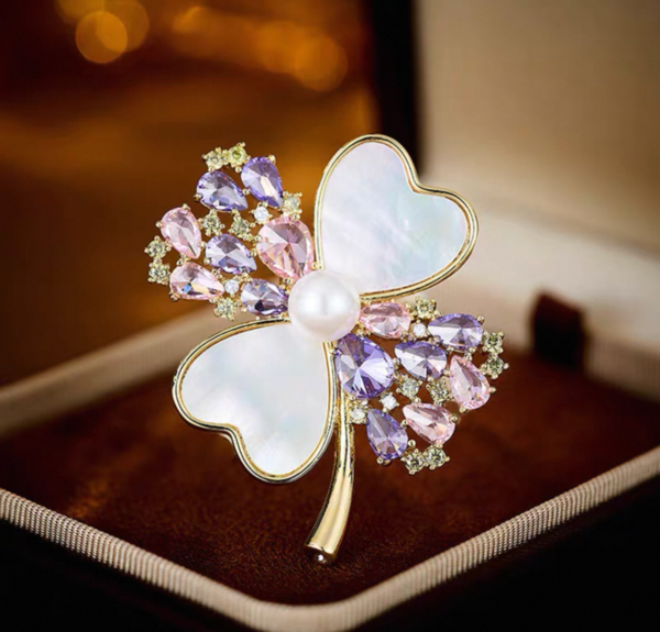Broche Fantaisie Élégante – Fleur-1
