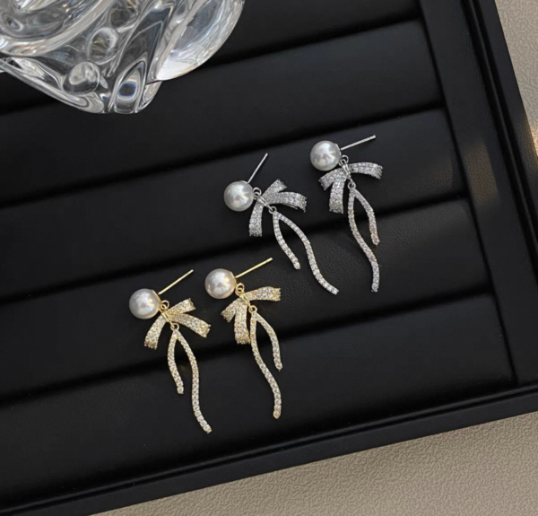 Boucles d'oreilles Zircon Perl – Élégance et Brillance-1